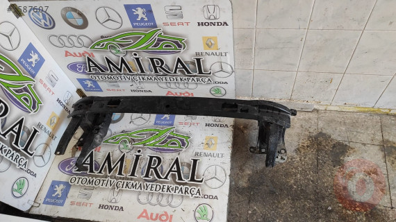 PASSAT B8 ÖN TAMPON DEMİRİ 3G0 807 111