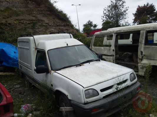 RENAULT EXPRESS SU RADYATÖRÜ ÇIKMA PARÇA MISIRCIOĞLU OTO