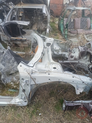 RENAULT LAGUNA 2 ŞASE PODYA