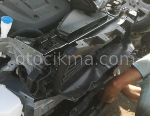 2019 VOLVO XC-40 ÇIKMA ÖN PANEL.