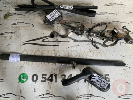 OPEL CORSA B SOL ÖN KAPI LASTİĞİ ORJİNAL ÇIKMA