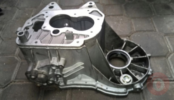 VW GOLF 5 IBIZA POLO 04-08 ŞANZUMAN GÖVDESİ 02T301103K