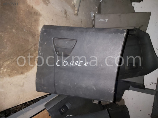 FORD COURİER TORPİDO KAPAĞI GÜÇMANLAR OTO