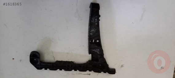 8W5807453 - Audi A4 Sol Arka Tampon Braketi Orjinal Çıkma