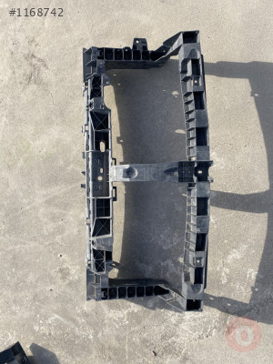 RENAULT TRAFIK 3 ÖN PANEL 625001299R