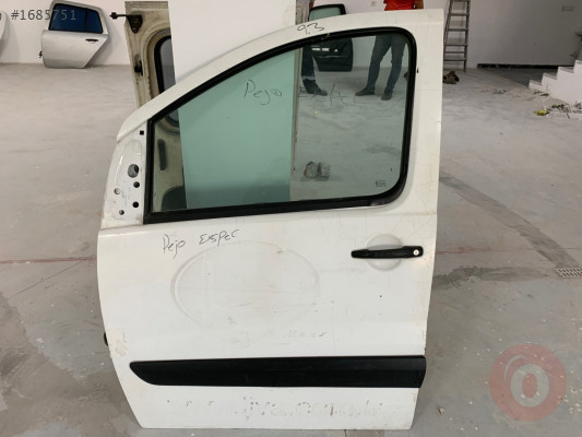 PEUGEOT EXPERT SÖKME ORJİNAL DOLU HATASIZ SOL ÖN KAPI