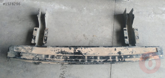 Ford transit çıkma arka tampon demiri