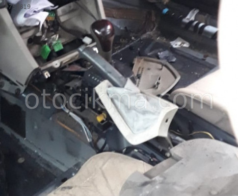 2001 VOLVO S80  EL FRENİ KOLU ÇIKMA.