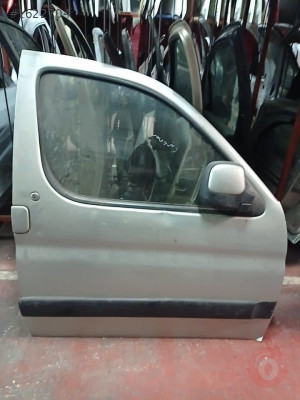 CİTROEN C4 ORİJINAL ÇİKMA SAG ON KAPI GÜL OTOMOTIV