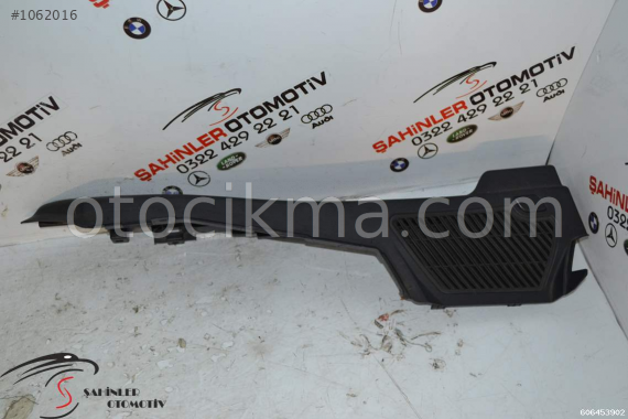 2006 2013 BMW X5 E70 SAĞ ARKA TRİM KAPAĞI
