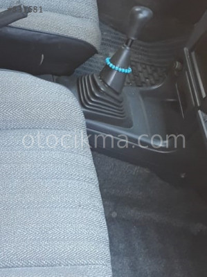 KOMPLE ORİJİNAL 1992 TOYOTA COROLLA VİTES KONSOLU.