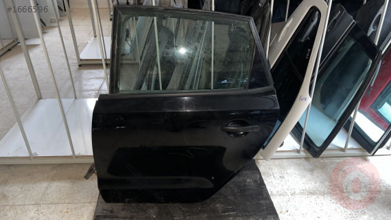 2010/18 VW POLO HATASIZ ORJİNAL ÇIKMA KAPILARI