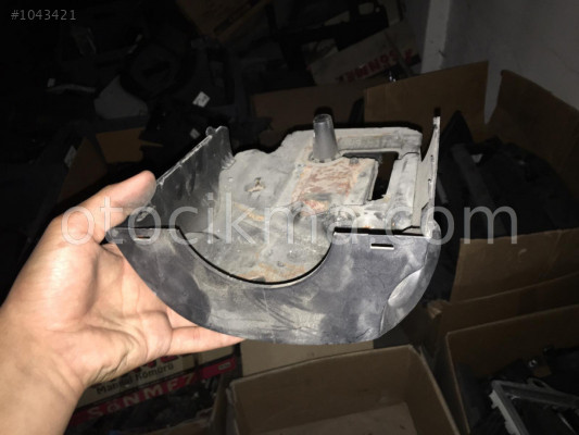 Ford Focus 2 direksiyon alt kapağı hatasız orjinal çıkma