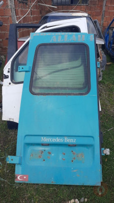 mercedes sprinter 308 çıkma sol bagaj kapağı