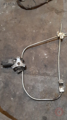 renault r19 çıkma sağ ön cam krikosu