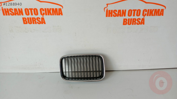 Bmw 3 serisi e36 sağ ön böbrek panjur orijinal Çıkma