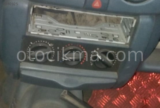 2006 model renault kangoo 1.9 çıkma klima kontrol paneli