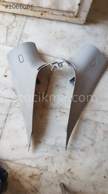 Opel Insignia sağ sol arka direk bakalitleri ve tüm orijinal