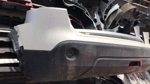 Nissan Qashqai arka tampon beyaz