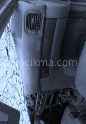 1996  VOLVO S40 ÇIKMA GÖĞÜSLÜK TORPİDO.