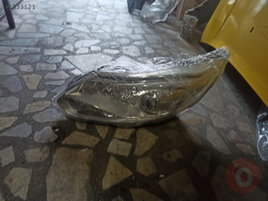 FORD FOCUS 3 SOL ÖN FAR ÇETİN OTOMOTİV