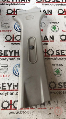 5J0867244J skoda fabia 2011 orta sağ direk üst kaplaması