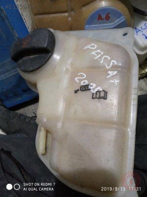 VOLKSWAGEN PASSAT B5 2005 CAM SU BİDONU