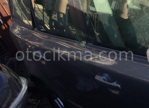 2005 VOLVO V50 ÇIKMA SAĞ TAKIM KAPI KOLU.