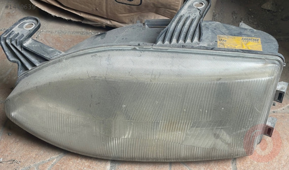 Çıkma Fiat Siena sol ön far lambası orjinal