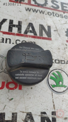 06A103485C vw grubu yağ dolum kapağı