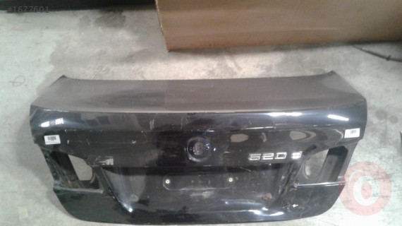 BMW 520 5 SERİSİ ORJİNAL ÇIKMA BAGAJ KAPAĞI