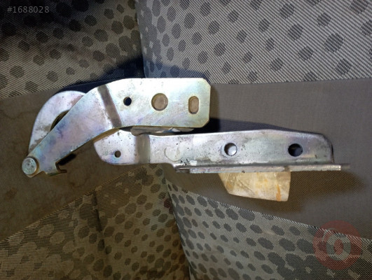FORD ESCORT SAĞ KAPUT MENTEŞESİ..95AG 16800