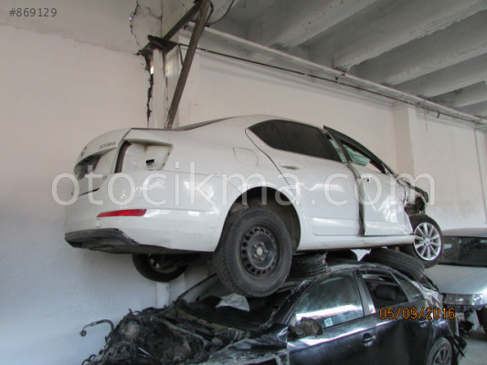 SOKODA OCTAVİA ÇIKMA SAĞ ARKA ÇEYREK