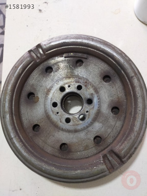 JETTA VOLANT 2.0 TDİ 6 İLERİ 03L105266CM