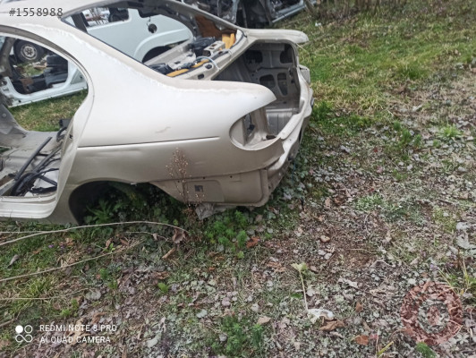 Megane 1 arka çamurluk