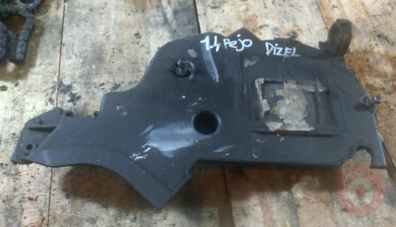ford fiesta 1.4 hdi çıkma triger kapağı plastik