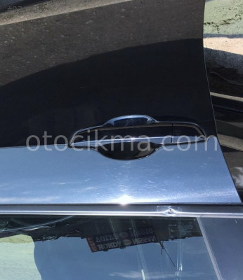 2018 HONDA CİVİC ORİJİNAL SAĞ ÖN KAPI KOLU.