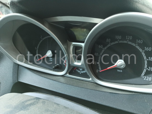 FORD FİESTA 2012 KM SAATİ