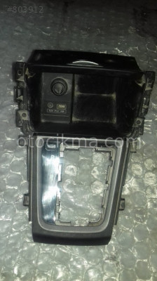 HYUNDAİ ELENTRA   2014 MODEL  OTOMATİK VİTES PANELİ