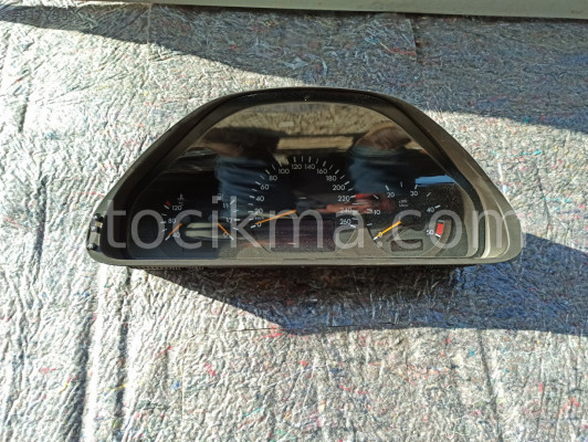 MERCEDES W210 KM SAATİ