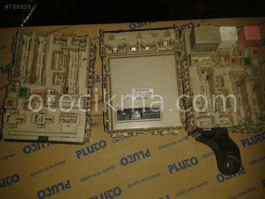 2007-2012 TOYOTA CORALLA SİGORTA KUTUSU ORİJİNAL.