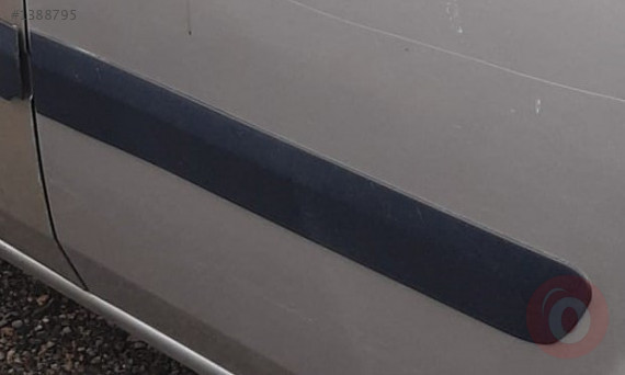 2011 model fiat doblo safeline çıkma sol arka kapı bandı