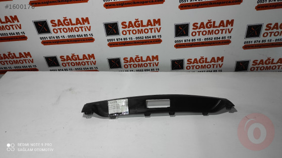 RENAULT CLİO-SYMBOL ARKA TAMPON ORTA BANDI OEM; 8200136893