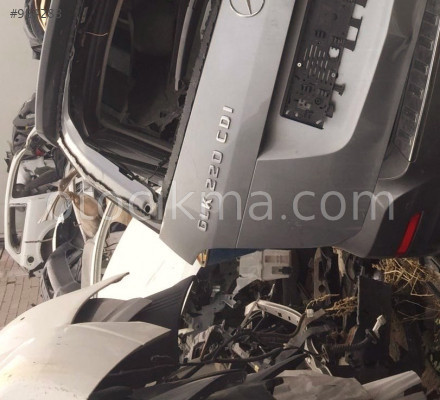 2014 MERCEDES 220 GLK ORİJİNAL BAGAJ MARKA YAZISI.
