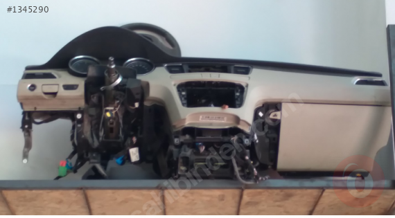 PEUGEOT 508 GÖĞÜS
