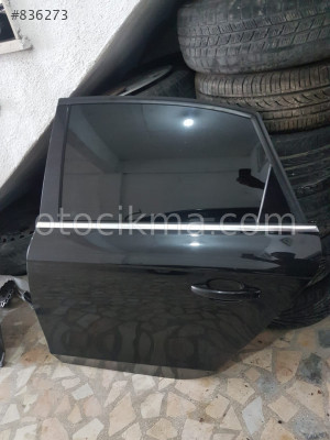 Audi A4 Sol arka dış kapı kolu hatasız orjinal çıkma