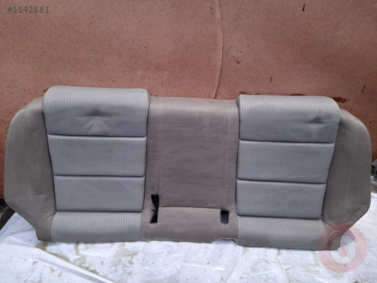 AUDİ A4 08-12 ARKA KOLTUK ALT MİNDERİ GRİ KUMAŞ 8523