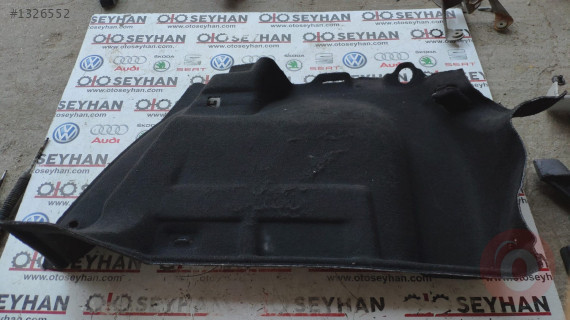 5F0867428G seat leon 2017-20 sağ bagaj halısı