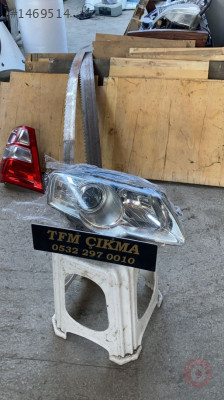 VOLKSWAGEN PASSAT SAĞ FAR