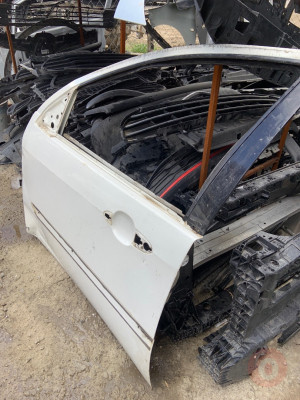 Ford Focus 1 Sol Ön Kapı